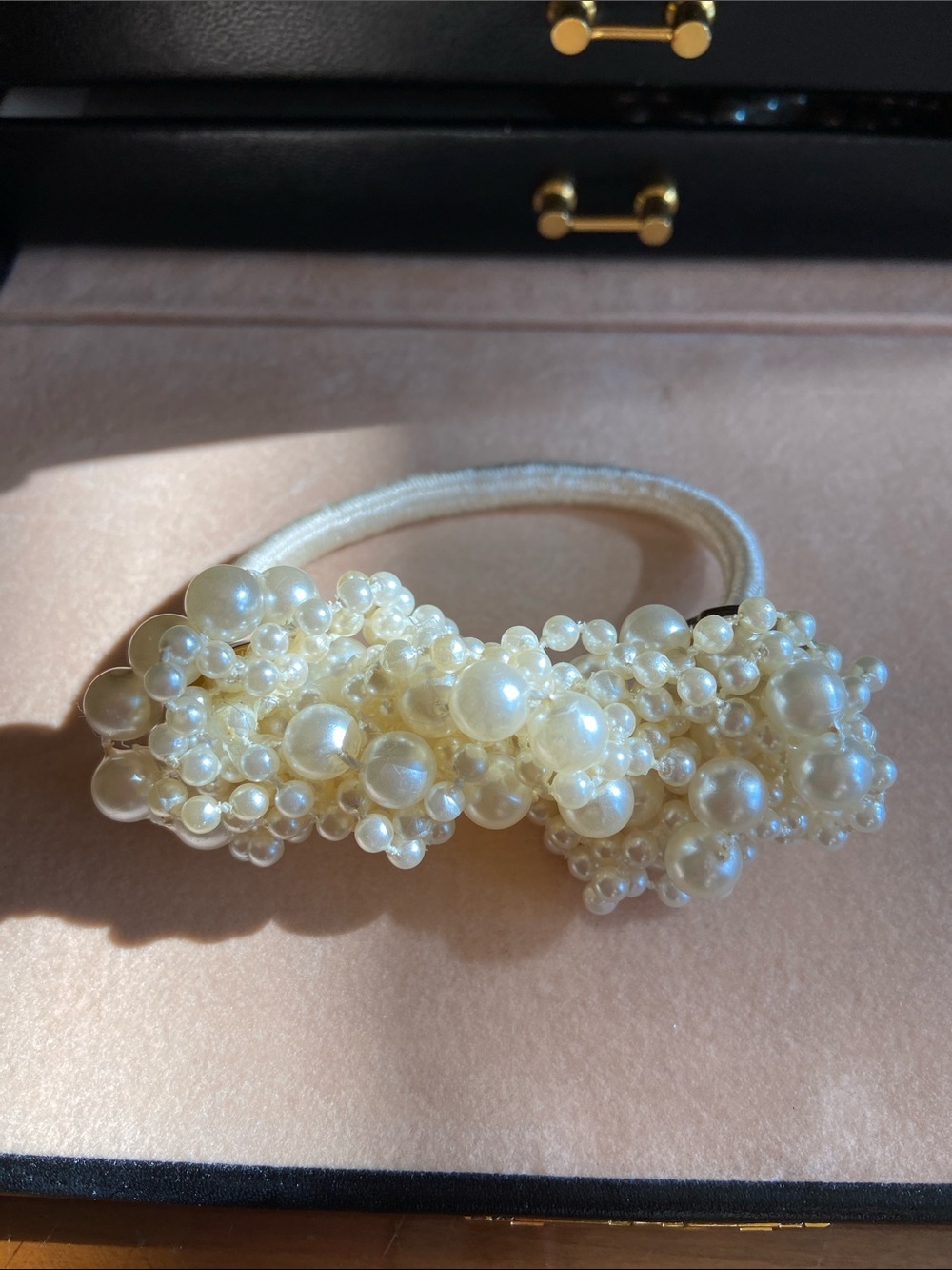 Vintage 1992 Leather Shop Faux Pearl Hair Tie - Pat Pend- Mint.